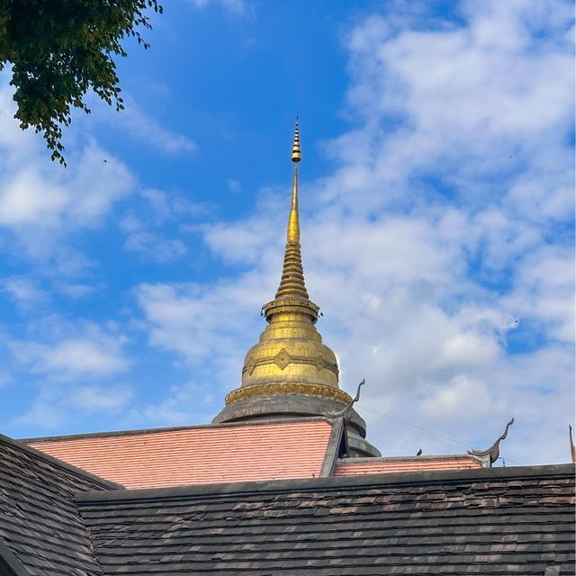 ไหว้พระธาตุลำปางหลวง พระธาตุประจำปีเกิด ปีฉลู