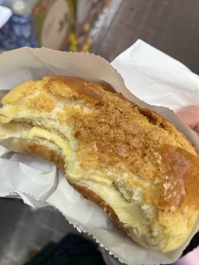 全港數一數二嘅美味菠蘿油