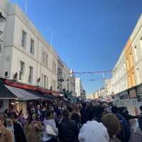 lovely tourist spot to shop~Portobello Market