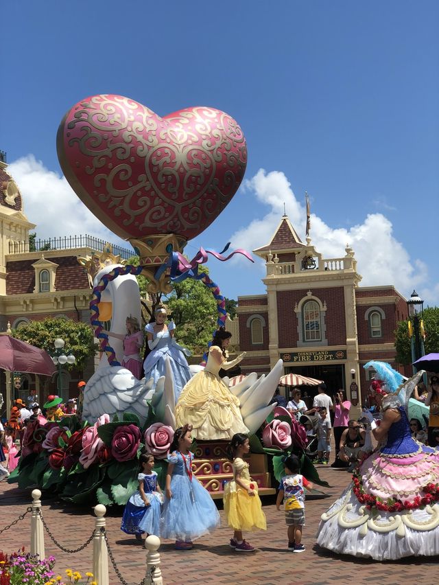 Hong Kong Disneyland 