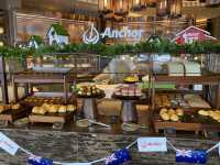 Eating in real Farmhouse break buffet cool env