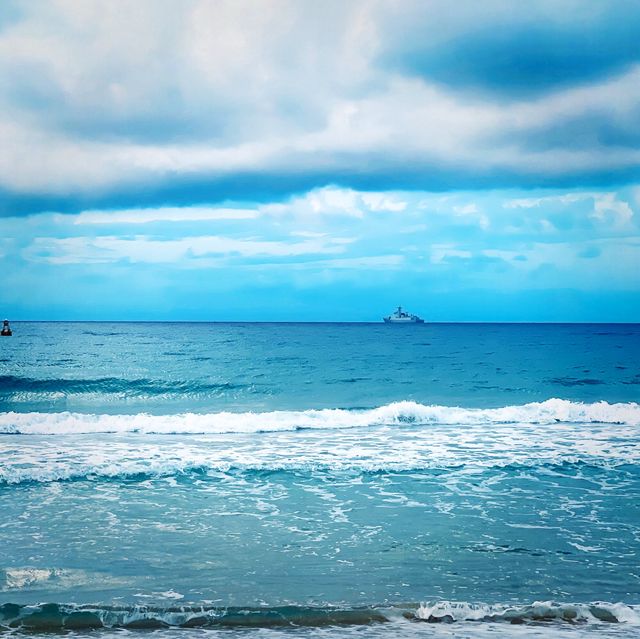 Yalong Bay’s Mornings 