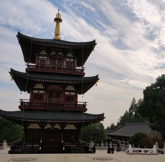 World's tallest Buddha Statue! 