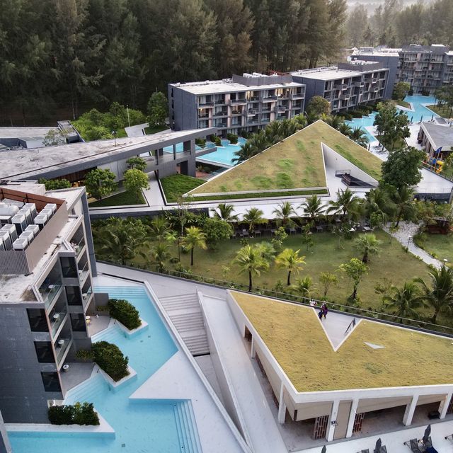 โรงแรมสามเหลี่ยม la vela khao lak 