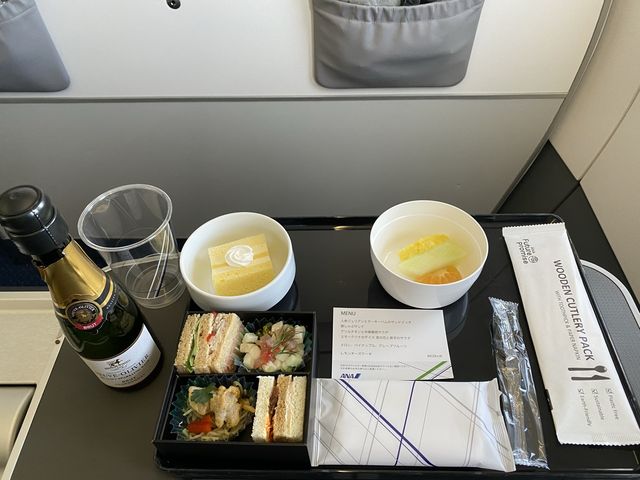 羽田空港→秋田空港　プレミアムクラスの旅