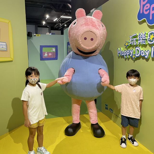Peppa Pig’s Happy Day Interactive Play
