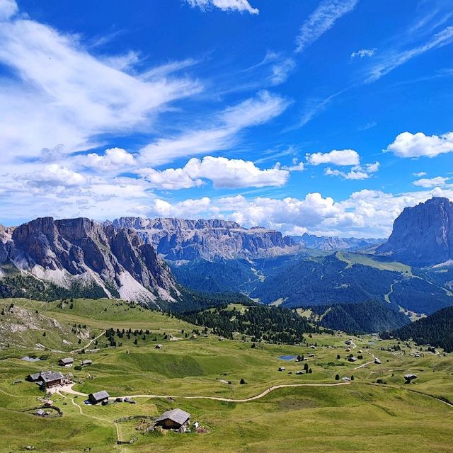 Seceda hike in Italy. 2500M high!