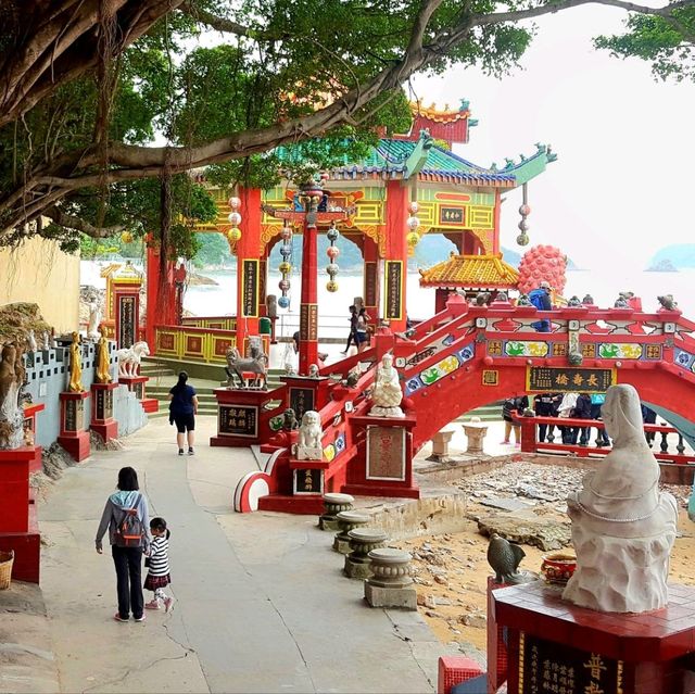 ไหว้พระแม่ริมหาด Replse Bay