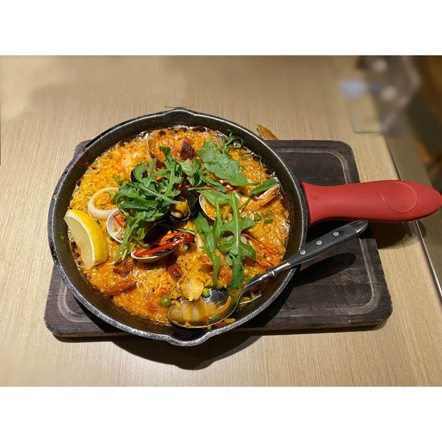 英倫鄉村風格「豬門店」 英倫鄉村風格「豬門店」