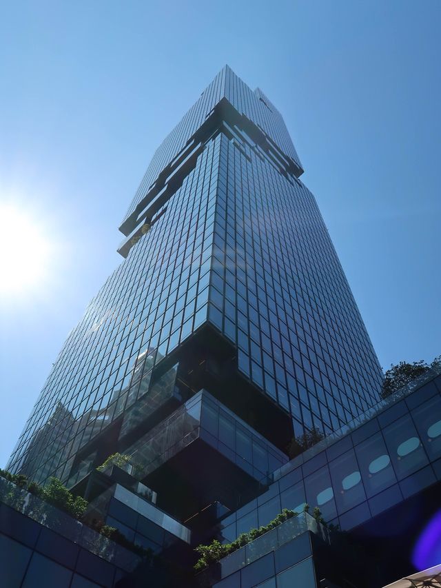 ตึกมหานคร หรือ Mahanakorn sky walk กรุงเทพ