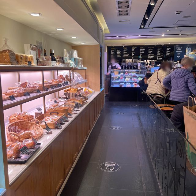 韓国/ソウル【ソウル駅】駅構内のパン屋ケーキが買えるお店🎂💕