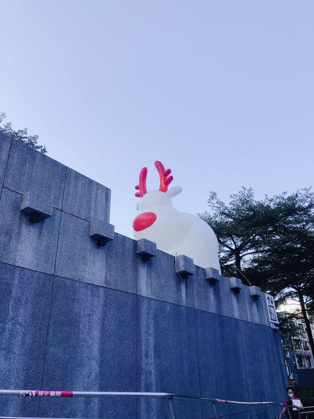 🉑️❤️溫馨的台北捷運中山站線形公園 Zhongshan Linear Park❄️🎄