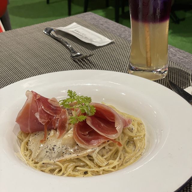 香港探店 旺角美食 Lockeroom Dining 