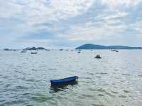 ร้านอาหารริมทะเล บรรยากาศดีมาก ! 