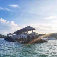 ชวนเธอไป ติด เกาะ🏝