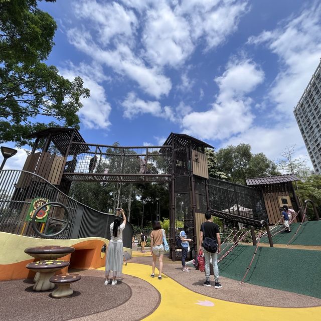 全港首個以水💦和沙🏖為主題嘅共融遊樂場