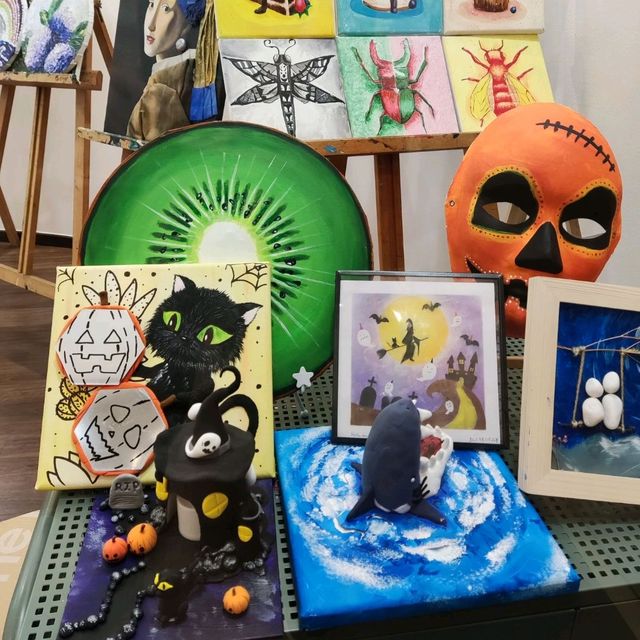 Muzart Halloween Arts & Crafts