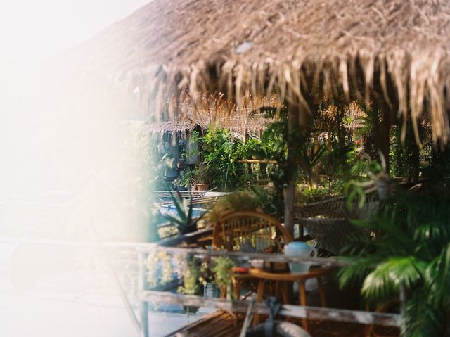 Sweet home floating house 