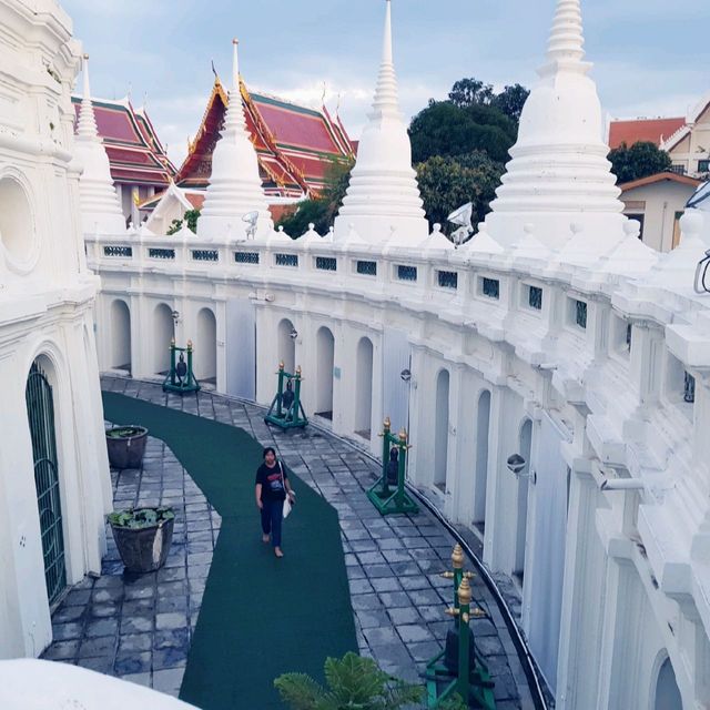 พระบรมธาตุพระมหาเจดีย์ วัดประยุรวงศาวาส กรุงเทพ