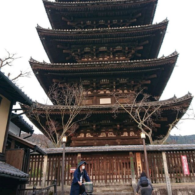 京都の名所 八坂の塔！
