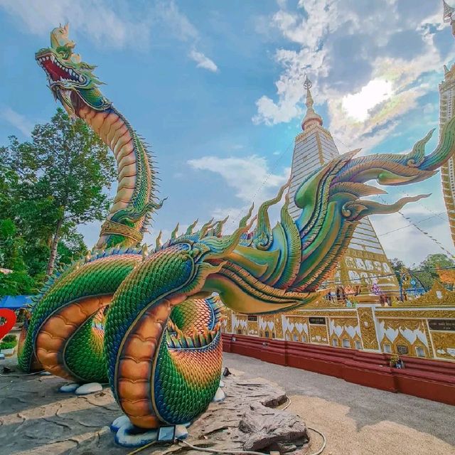🐉 วัดพระธาตุหนองบัว | ไปเยือนอุบลต้องห้ามพลาด