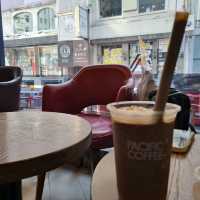 繁忙地點寧靜 pacific coffee☕️🥤🌮