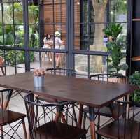 “YAK SPACE “  cafe @krabi 
