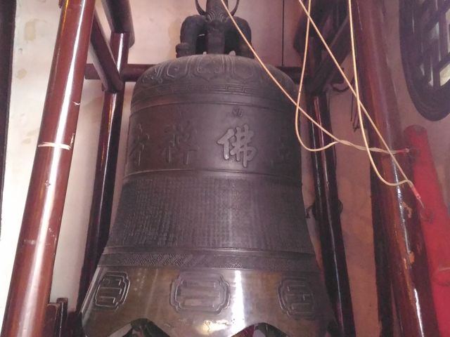 Inside Jade Buddha Temple - Shanghai 