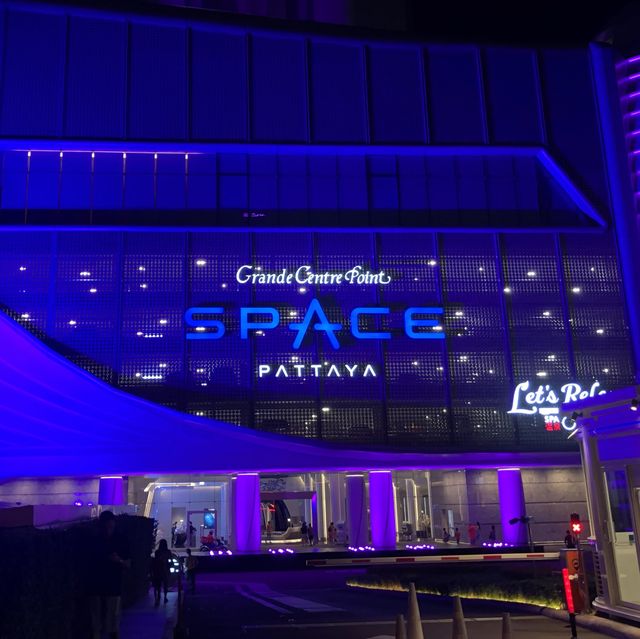 Grand Centre Point Space Hotel In Pattaya