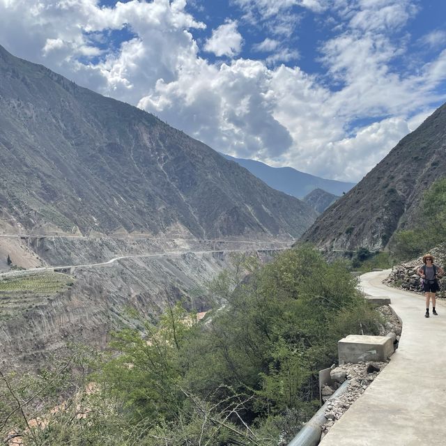 Upper Yubeng to Ninong - long hike out 