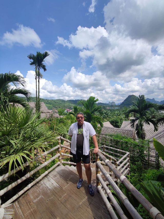 Baan Phuvara Retreat แช่จากุซี่ ชมหมอก 