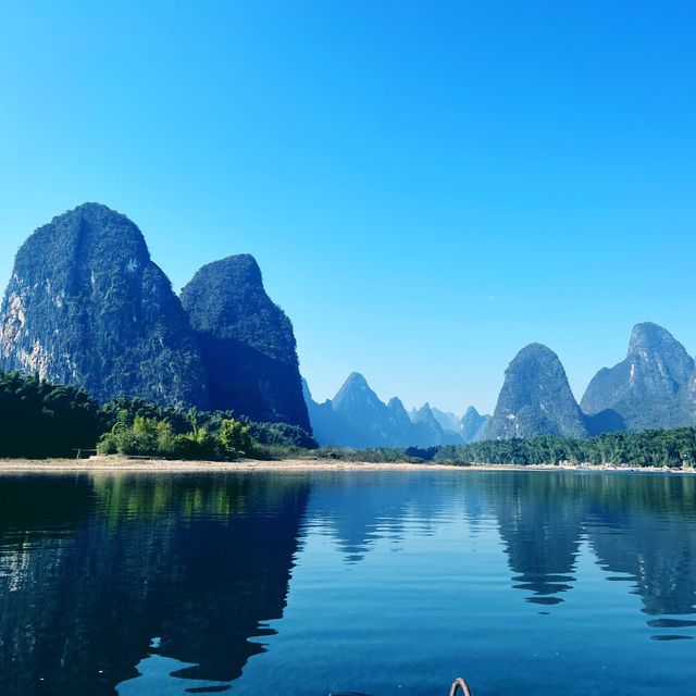 Crystal Clear Water and Blue Skys