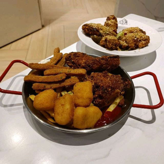 樓上咖啡店竟然有高質料理