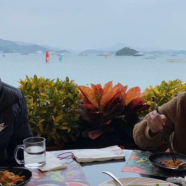 【#西貢美食：望住海邊食泰菜🏝✨】