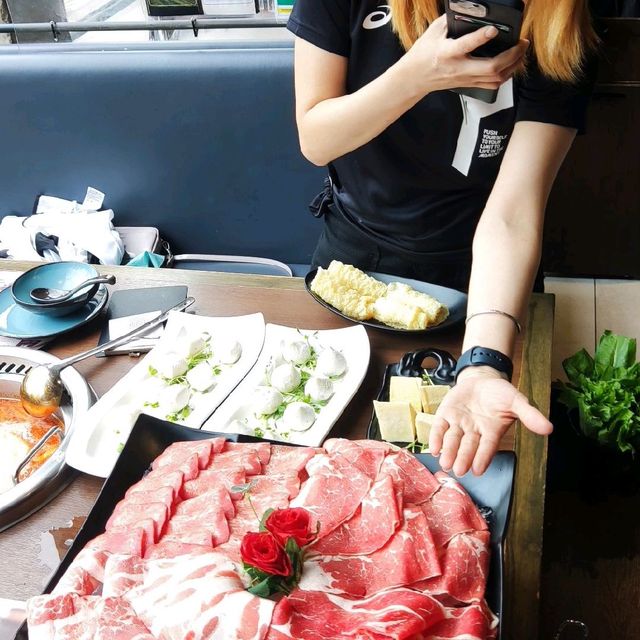 抵食高質!快樂小羊 抵食高質!快樂小羊