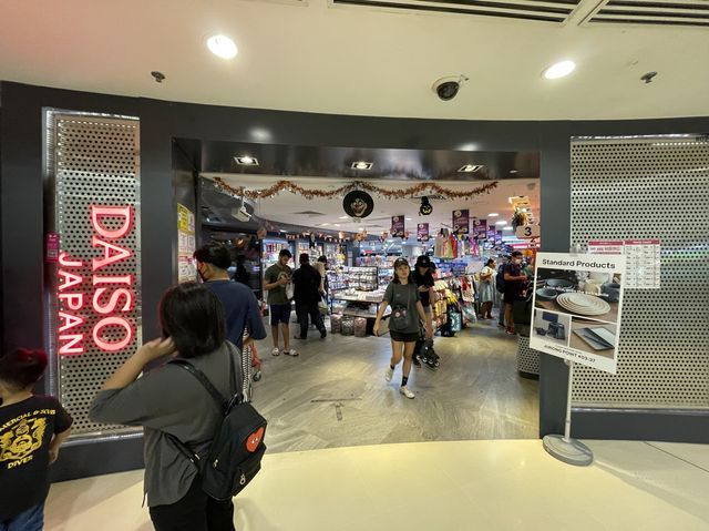 Shopping mall in Kallang