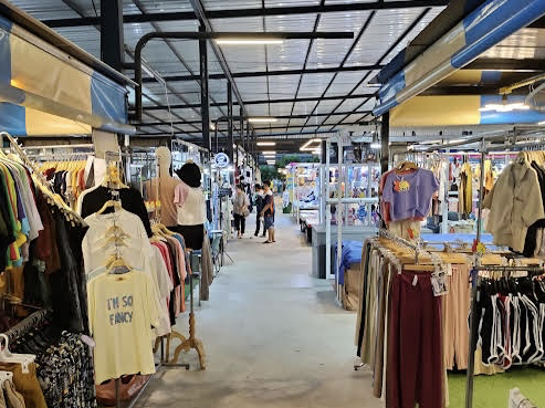 Owl Market ตลาดนกฮูก at Nonthaburi 