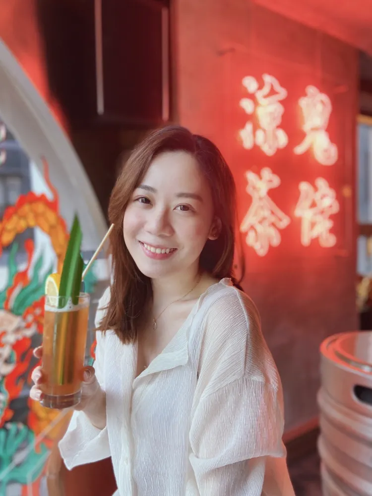 【中環】🙀堅係有質素嘅打卡酒吧餐廳🍸! 必食焦糖燉蛋甜品🍰