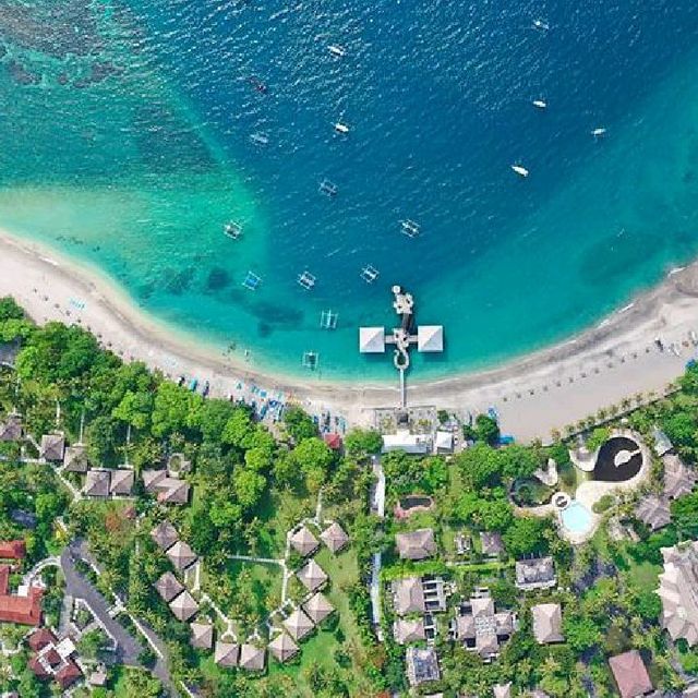 SENGGIGI BEACH, LOMBOK