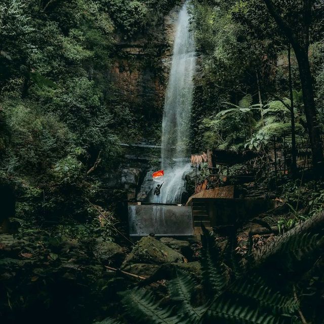 air terjun rainbow valley