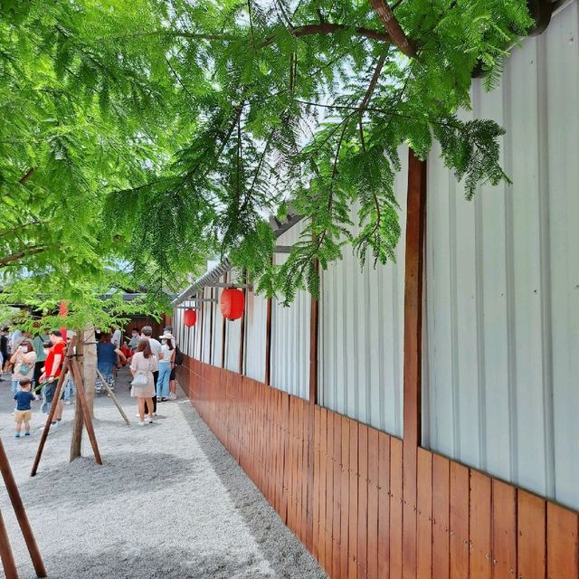 宜蘭 | 萌到翻的水豚君在「張美阿嬤農場」泡湯？！

