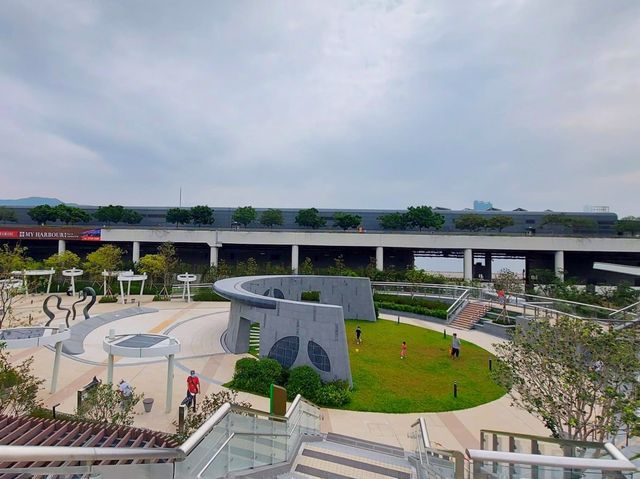 超靚萬呎草地空中花園