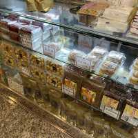台北西門町｜66年咖啡店：峰大咖啡，有販售各式咖啡器材、咖啡豆、茶點