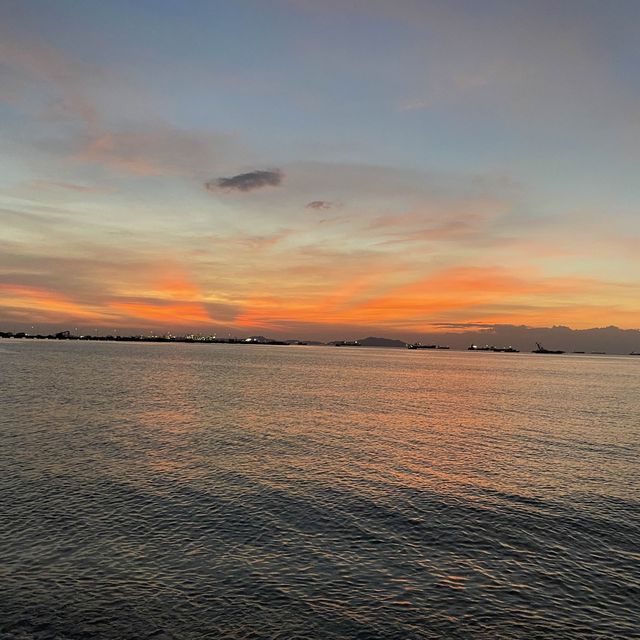 Koh Loy Park (เกาะลอย)​