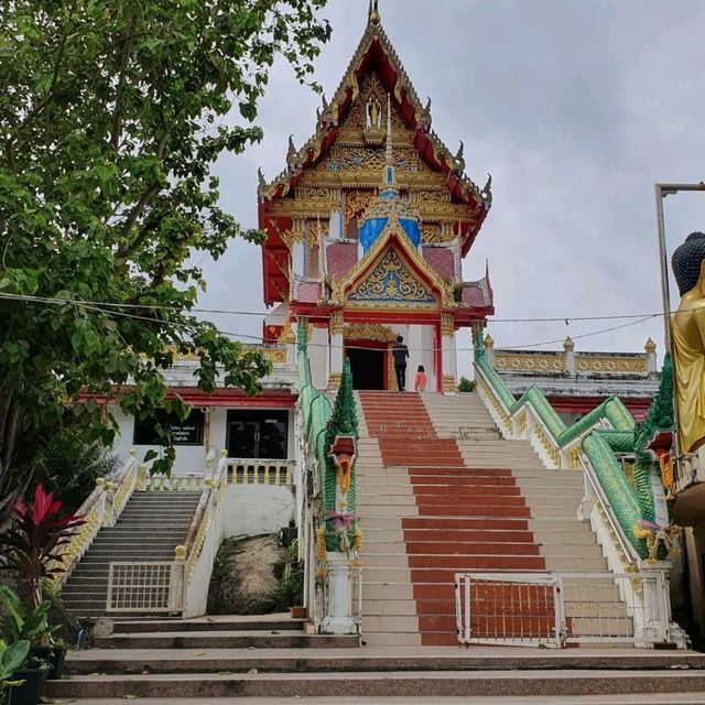 ชมวิวทะเล @ วัดเขาเก้าแสน เมืองสงขลา