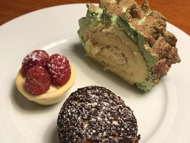 原隻新鮮波士頓龍蝦自助餐