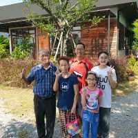 Somsri Eatery สมศรีอาหารไทยๆ