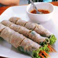 เจ้เนือง ก๋วยจั้บญวน 