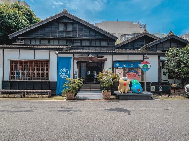 可愛的藍色咖波屋讓你拍翻買翻｜多款獨家限定商品 咖波迷一定要來｜還有奶泡貓咖啡可以邊拍邊吃下午茶