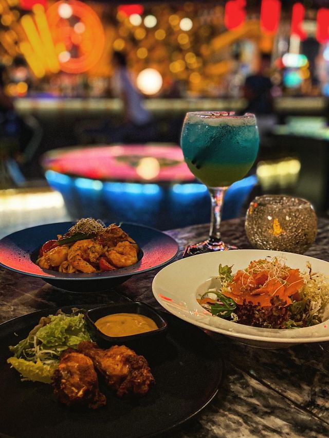 咕嚕咕嚕｜尖沙咀樓上酒吧餐廳🍸最啱一大班人打卡盡興